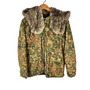 OBEY PROPOGANDA Women's Faux Fur Hooded Camo Coat Small